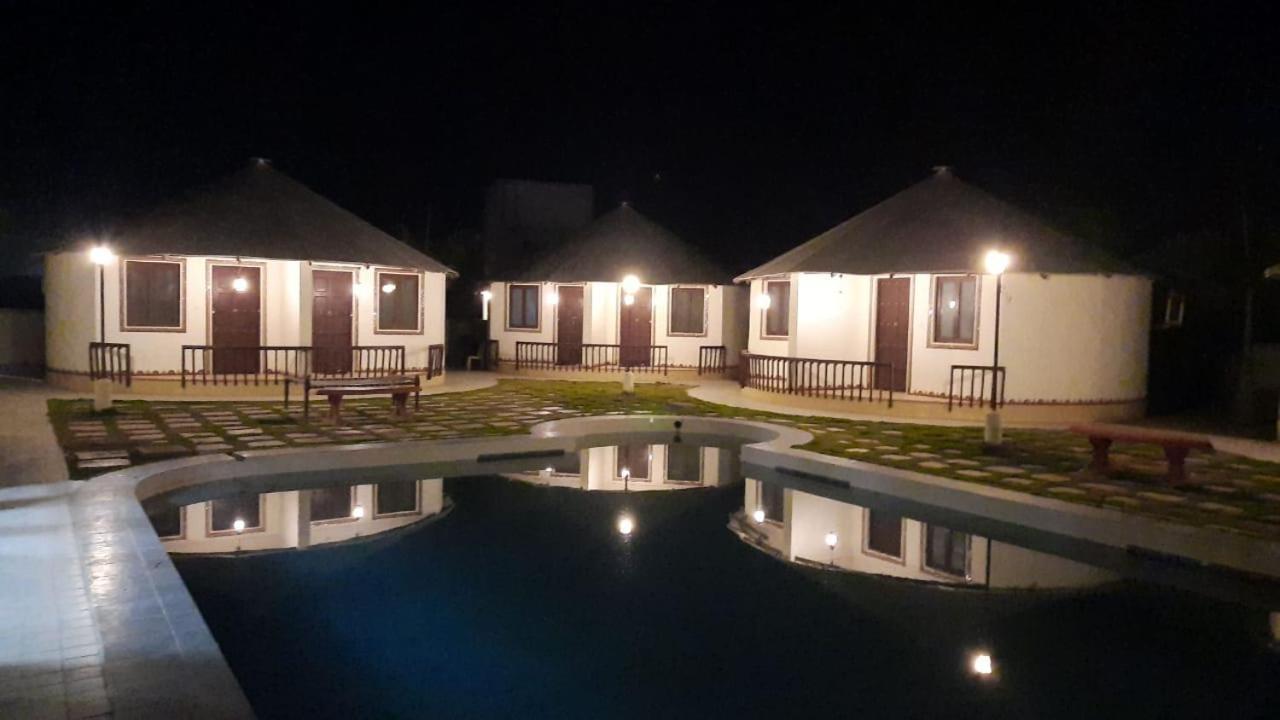 The Village Resort Kodāe Exterior foto