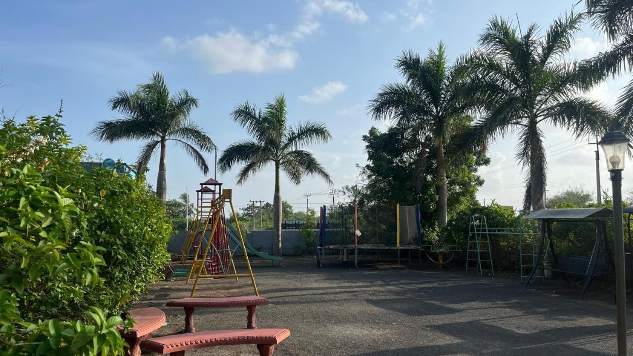 The Village Resort Kodāe Exterior foto